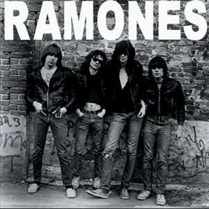 The Ramones 1st Album Cover Button B 0840 Toys & Games
