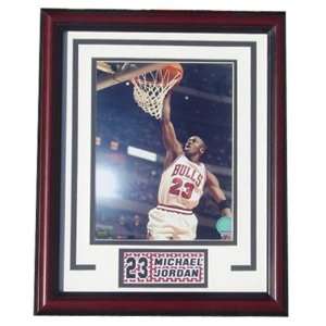  Michael Jordan 8 x 10 Photograph in a 11 x 14 Deluxe 
