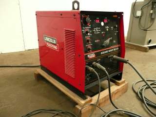 LINCOLN SQUARE WAVE TIG 275    1 Phase 220 Volt / 25 REACH / MINT 