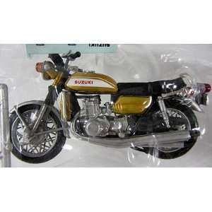   Motorcycle Suzuki GT 750 1971 Gold  Rare Japan Import 