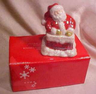 AVON ~ HOLIDAY POURED CANDLE ~ DOWN THE CHIMNEY SANTA ~ 2004 NEW 