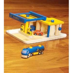  PlanToys Wooden Plan City Gas Station Set with Car Wash, 3 