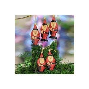  NOVICA Wood ornaments, Santas Presents (set of 5)