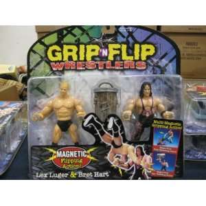   Flip Wrestlers Lex Luger & Bret Hart by Toybiz 1999 Toys & Games