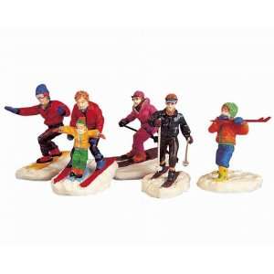  Lemax Vail Village Collection Winter Fun Figurines 5 Piece 