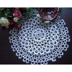 Vintage Handmade Tatted Lace white Round Doily/Placemat 15 