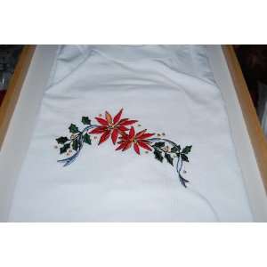   White T with a band of Holiday Flowers Adult L 