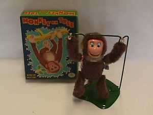Vintage Monkey on Tree Wind Up Toy Modern Toys MIB  