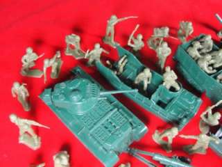 Vintage Marx Toy 1963 Army Boot Camp Set 59 Soldiers Truck Tanks Boat 