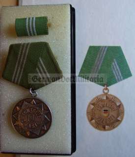 lc327) c1961 East German VP Volkspolizei Police award medal 