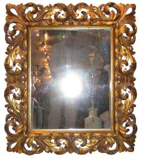 La antigüedad doró el espejo barroco estilo