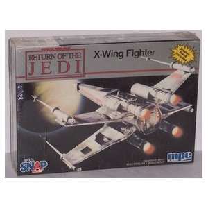  Wars Return of the Jedi X Wing Fighter Scale Model Kit Toys & Games