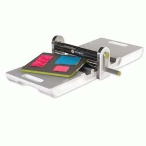  Accuquilt Go Fabric Cutter Arts, Crafts & Sewing