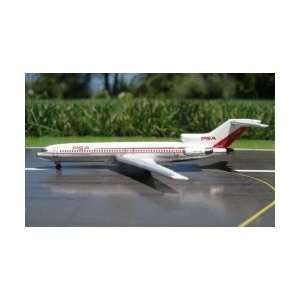  HOGAN SWISSAIR ASIA MD 11 1200 Model Airplane Toys 