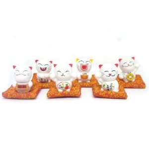  Japanese Tradition Set of 6 Lucky Cat Figures 1in Toys 
