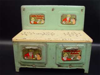 Vintage 1930s Little Orphan Annie & Sandy Play Oven  