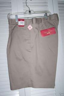 NWT $36 LOUIS RAPHAEL CHINO SHORTS   KHAKI TAN  SZ 40  