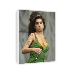  Amy Winehouse   Canvas   Medium   30x45cm