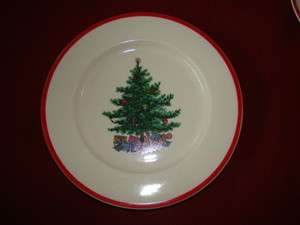 TAYLOR SMITH TAYLOR HOLLY SPRUCE DINNER PLATE EXCELLENT  