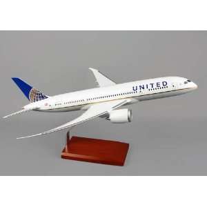  United 787 8 1/100 Post Continental Merger Livery