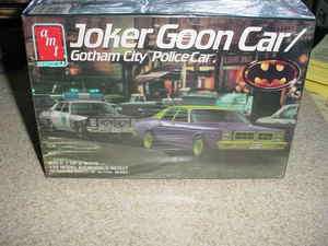 25 Joker Goon Car Gotham City Police Car AMT/ERTL Sealed  