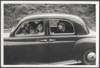 Car Photo Pretty Girls w/ Early 1950s Rover P4 515847  
