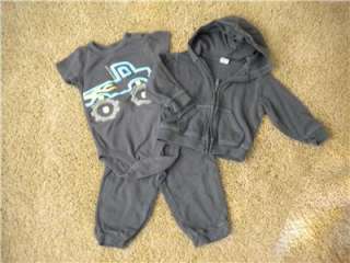 HUGE lot all Carters baby boy clothes size 9 months and 12 months 