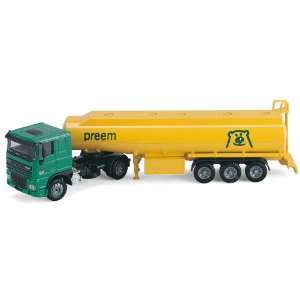  1/50 DAF 95XF Semi Truck with Tanker Toys & Games