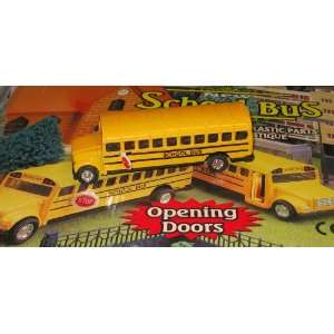  Yellow SCHOOL BUS with Rubber Real Riders Tires Collectible Die Cast 