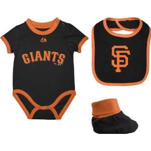 San Francisco Giants Infant Black Triple Play 3 Pack Bib, Bootie, and 