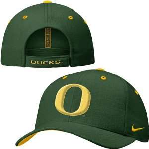  Nike Oregon Ducks Green Wool Classic II Hat Sports 
