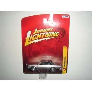 2011 Johnny Lightning R19 1981 Chevy Malibu Silver/Black 