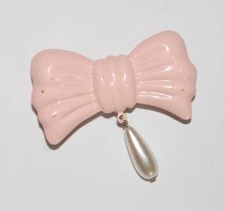 VINTAGE PINK SALMON METAL BOW BARRETTE WITH PEARL BEAD  
