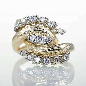 VINTAGE HAMMERED YELLOW GOLD DIAMOND RIGHT HAND RING  