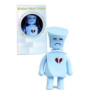  Broken Heart Robot 6 Inch Vinyl Figure Toys & Games