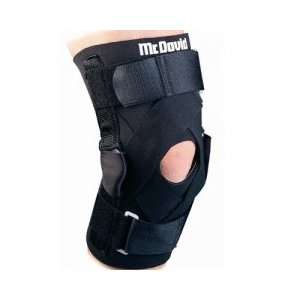  McDavid Deluxe Hinged Black Small Knee Brace   McDavid 