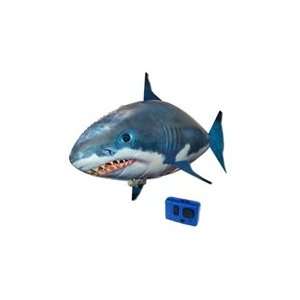  Flying Fish   Shark Toys & Games