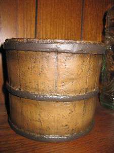 PRIMITIVE COUNTRY PAINTED BUCKET PAIL RESIN HEARTHWARE  