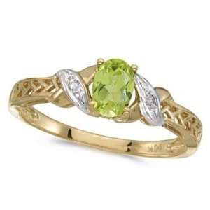  Peridot and Diamond Antique Style Ring in 14K Yellow Gold 