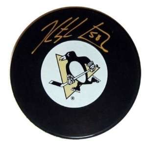  Kris Letang Signed Hockey Puck Penguins Logo Sports 