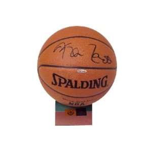  Kevin Garnett Autographed Basketball