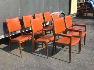 Eight Danish Modern Rosewood Dining Chairs (1026)r.  