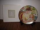 1995 Avon Mothers Day Plate A Mothers Love org. Box  