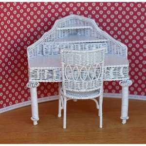    Dollhouse Miniature White Wire Corner Desk and Chair Toys & Games