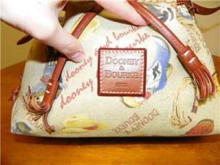 YOU ARE BIDDING ON A DOONEY & BOURKE WESTERN COWBOY BOOT DESIGN 