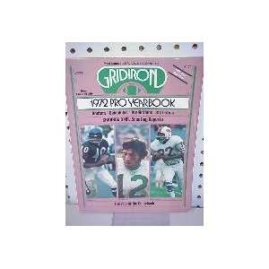   Gridiron Pro Yearbook w/Namath,Sayers,Simpson Cover