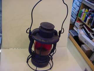VINTAGE Dietz NY,NH,& H Railroad Lantern w/Red Etched Globe  