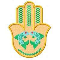 hamsa with fish size 4 93 x 6 54 stitches