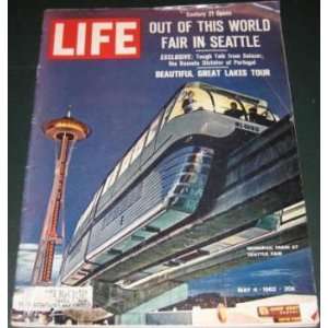   1962 Cover Monorail Train at Seattle Fair Henry R. (ed) Luce Books