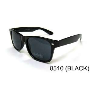  Stylish Men in Black Theme Sunglasses 